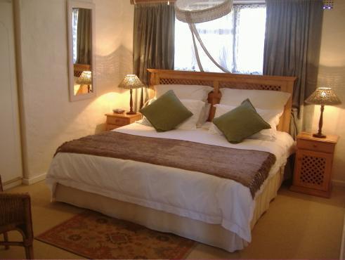 Livesey Lodge Guest House Hermanus Ngoại thất bức ảnh